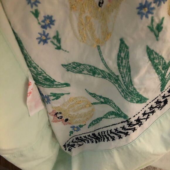 Harmony House Embroidered Tulips Pillow Cases VTG Pair Pale Green Cotton 30x20" - Picture 9 of 9